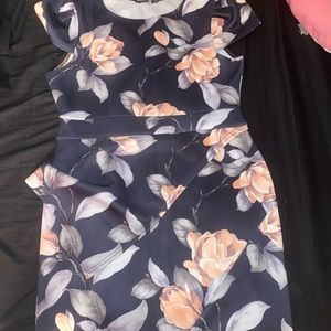 Floral short sleeve dress by boohoo! Size 14